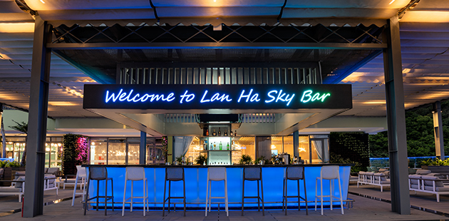 Lan_Ha_Sky_Bar