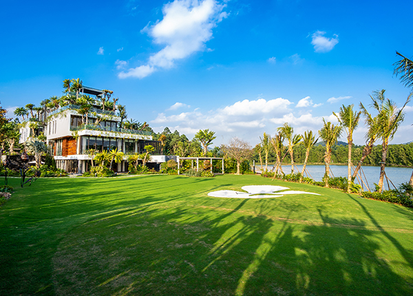 Flamingo_Đại_Lải_Resort_bán_đảo_Nam